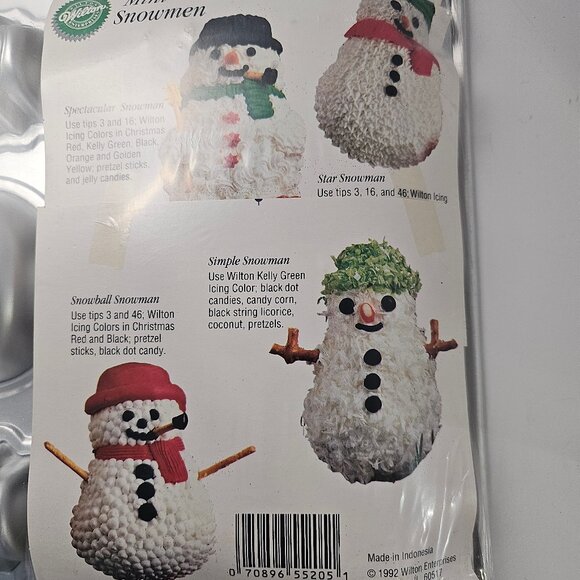Wilton Nonstick Baking Tray Mini Snowman Cake Brownie Muffin Holiday Baking Pan - Picture 5 of 7